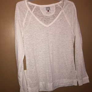 l.e.i long sleeve tee